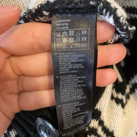 Forever 21 Black & White Oversized Grandpa Cardigan - Picture 7 of 7